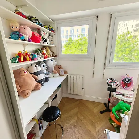 アパート Lux Belleville