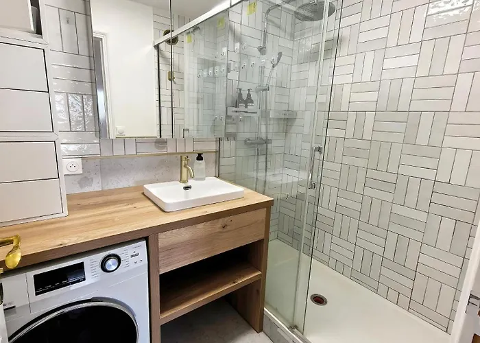 Lux Belleville アパート