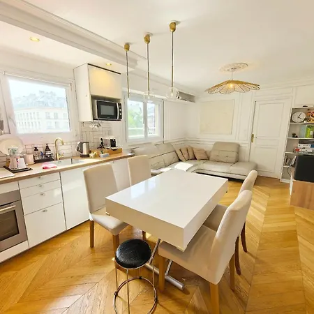 Lux Belleville Paris