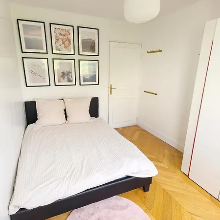 Apartment Lux Belleville Paris